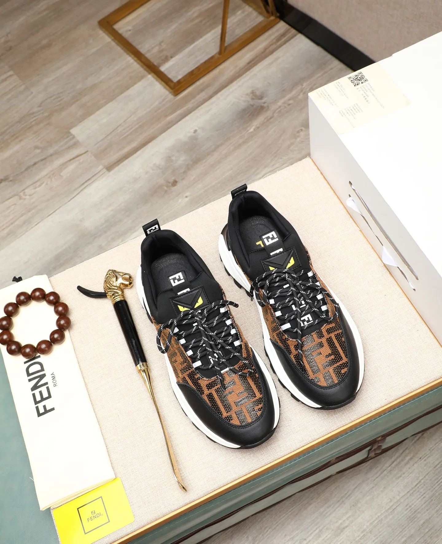 Men's shoes 💰460🕷🕷[FENDI] Fendi fashionable casual men's shoes 🇨🇳Original official website 1:1 model opening, new models are available first 💯Not high-profile but avant-garde, simple About low-key and fashionable, super versatile style 🌿 Made of original cowhide ➕ Pigskin lining 🎋 The version is comfortable on the feet, so rigorous for any small place, and the workmanship is first-class 🍍38-44 Large quantities in stock